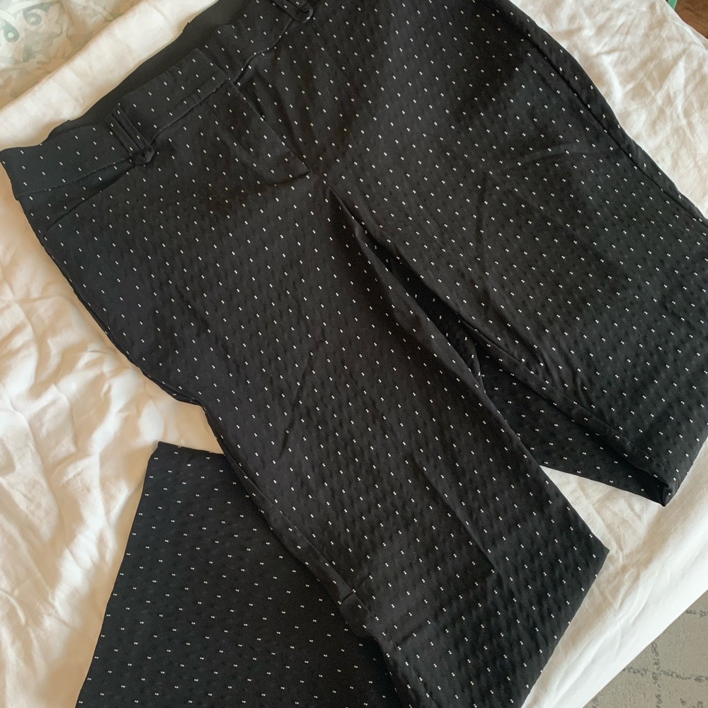 Straight-leg black and white trousers